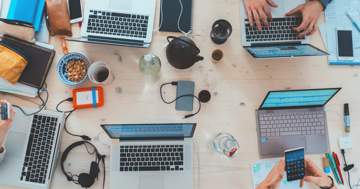 Property Listing Website: DIY vs. Using a Platform Like Loftfolio